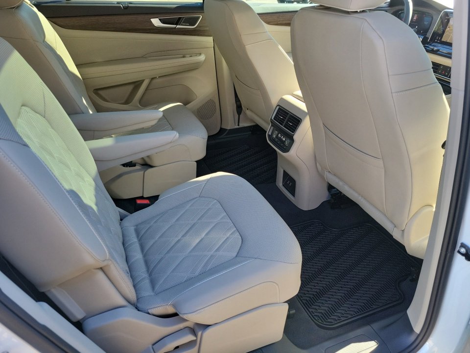 New 2026 Volkswagen Atlas SEL Premium R-Line image 29