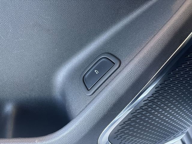 Certified 2025 GMC Acadia Elevation image 26