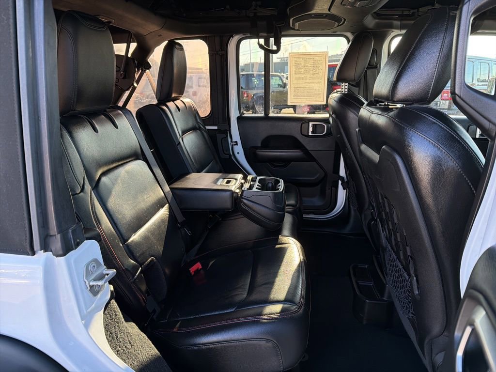 Used 2018 Jeep Wrangler Unlimited Rubicon AWD/4WD image 23