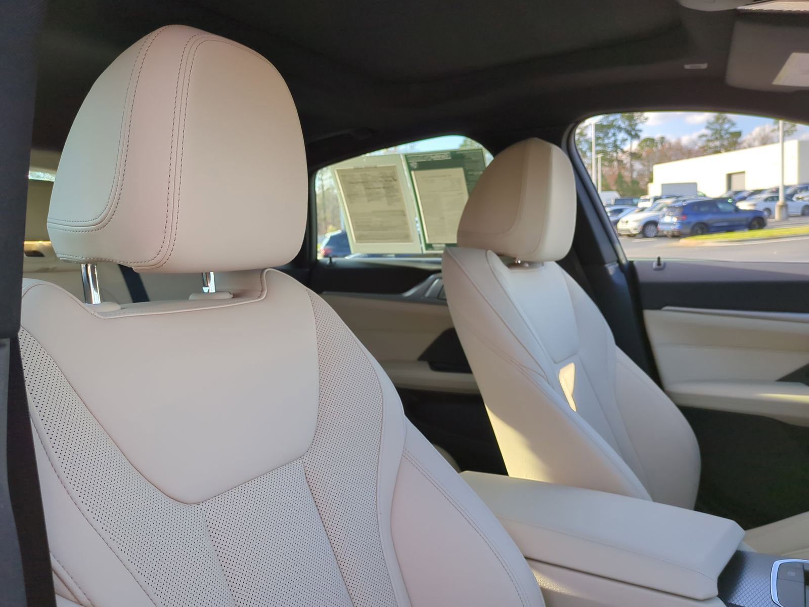 Certified 2023 BMW i4 eDrive40 w/ M Sport Package image 32