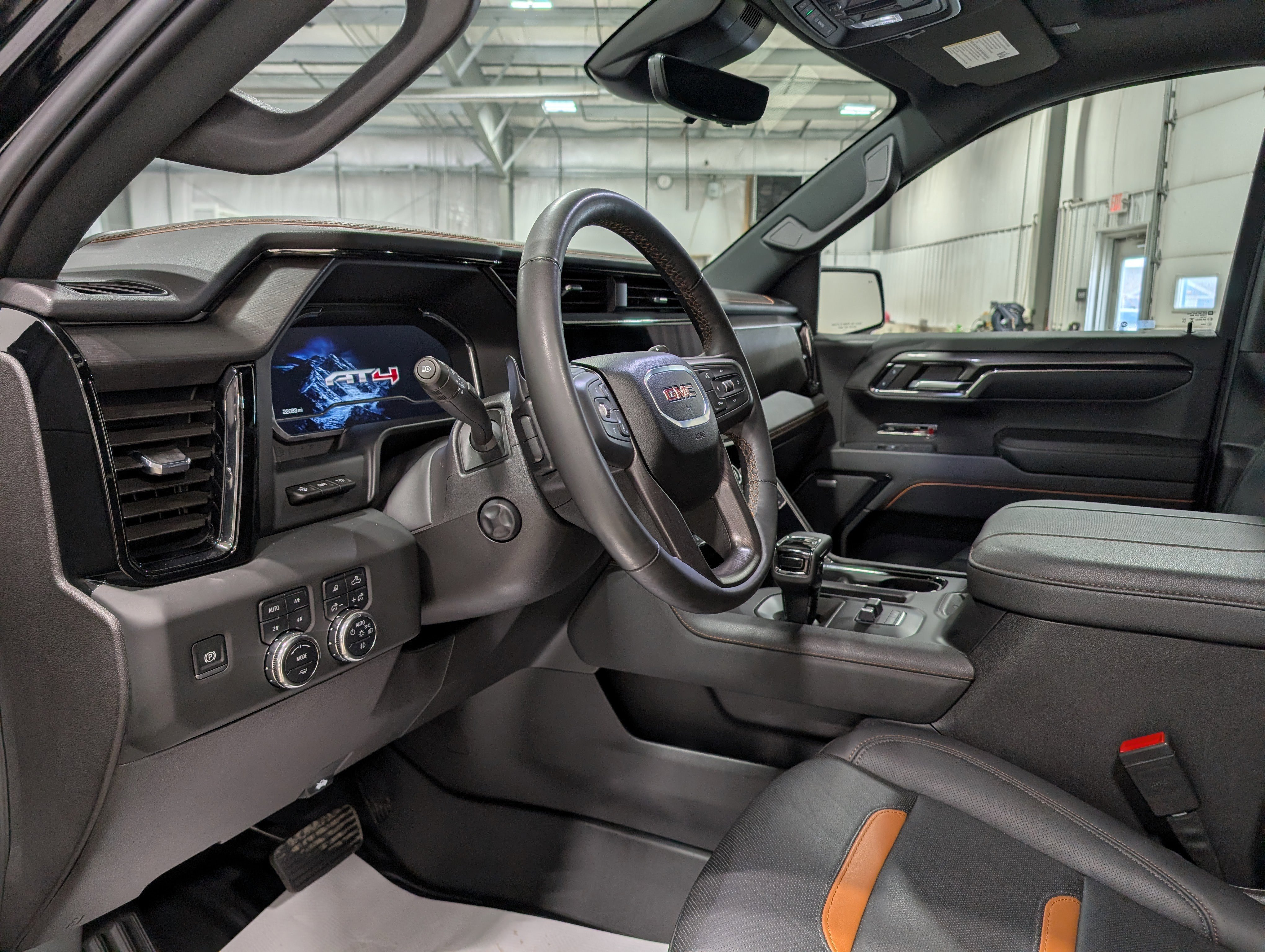 Used 2024 GMC Sierra 1500 AT4 w/ Technology Package image 16