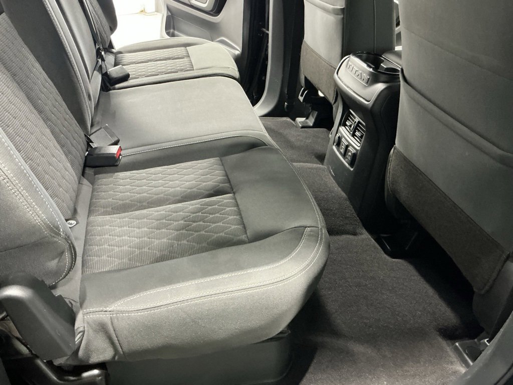 Used 2023 Nissan Titan SV w/ SV Convenience Package image 29