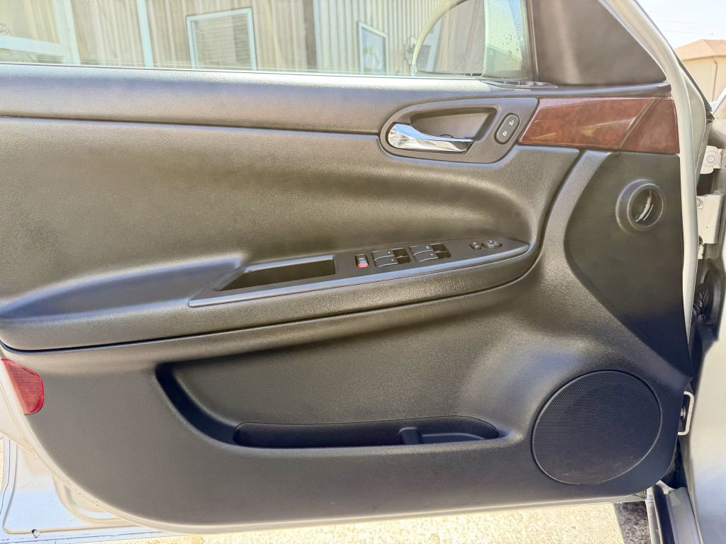 Used 2008 Chevrolet Impala LS FWD image 18
