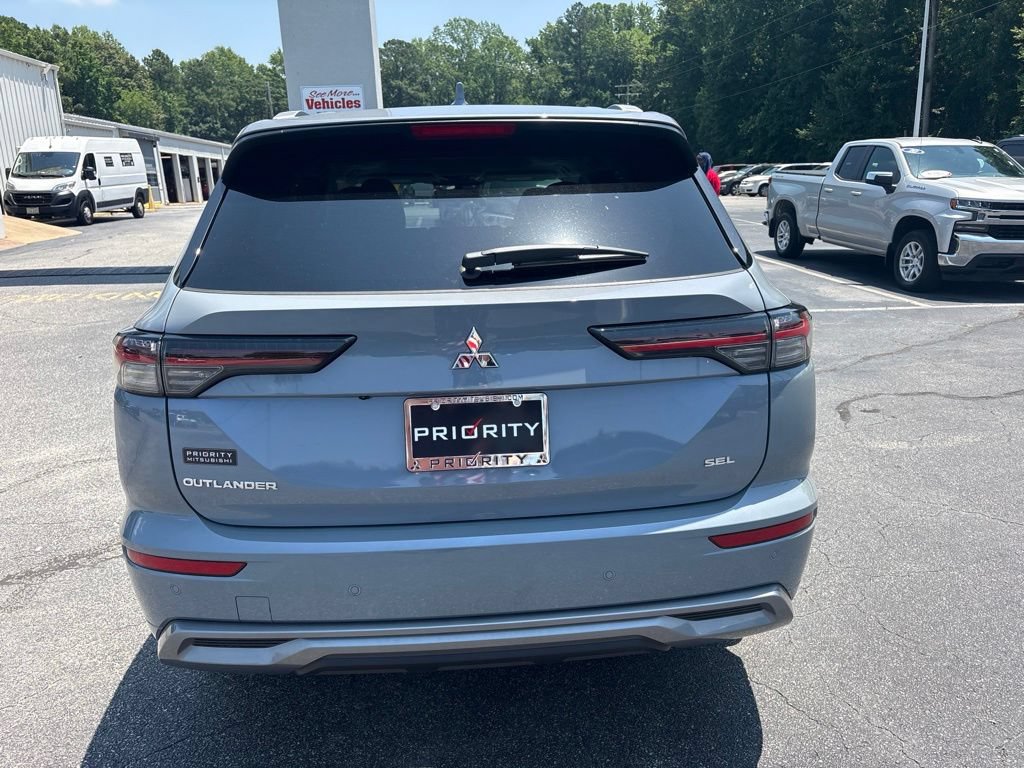 New 2026 Mitsubishi Outlander SEL FWD image 4