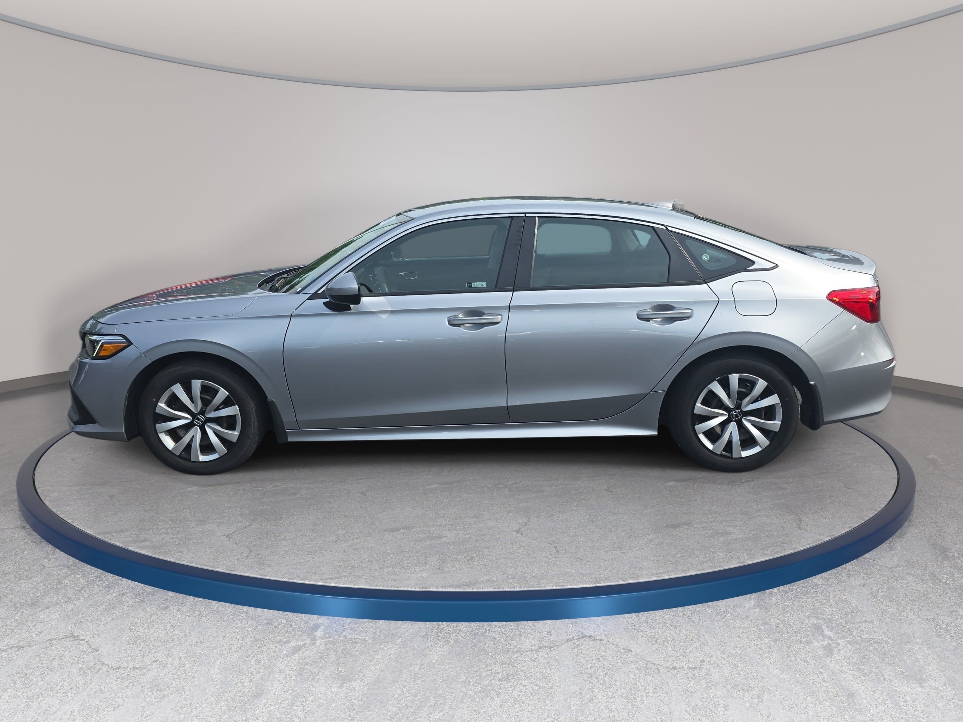 Used 2024 Honda Civic LX image 8