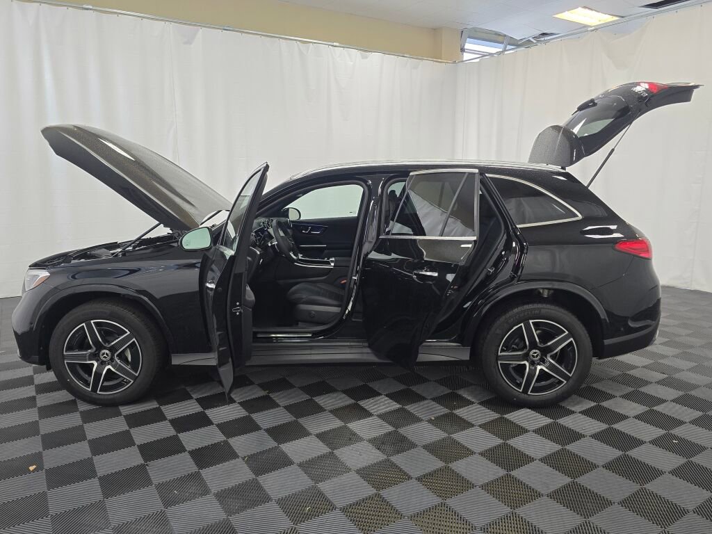 New 2026 Mercedes-Benz GLC 300 4MATIC image 12