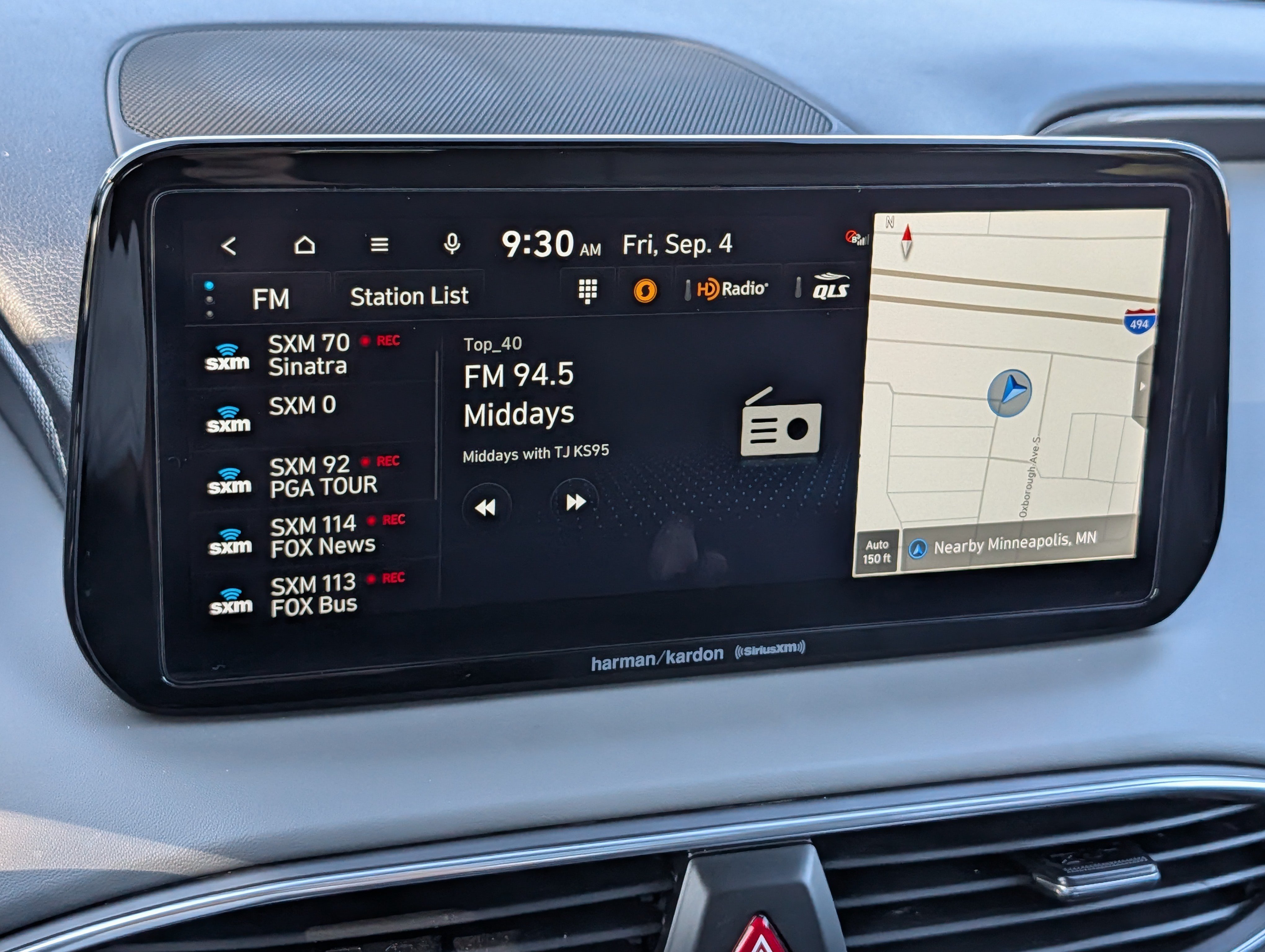 Certified 2023 Hyundai Santa Fe SEL w/ Premium Package AWD/4WD image 22