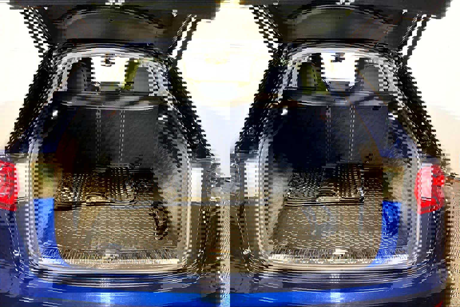 Used 2019 Audi Q8 Prestige image 36