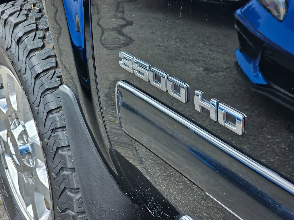 Used 2012 Chevrolet Silverado 3500 LTZ w/ LTZ Plus Package AWD/4WD image 10