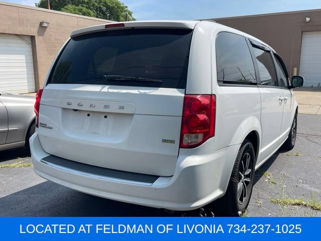 Used 2018 Dodge Grand Caravan GT FWD image 3