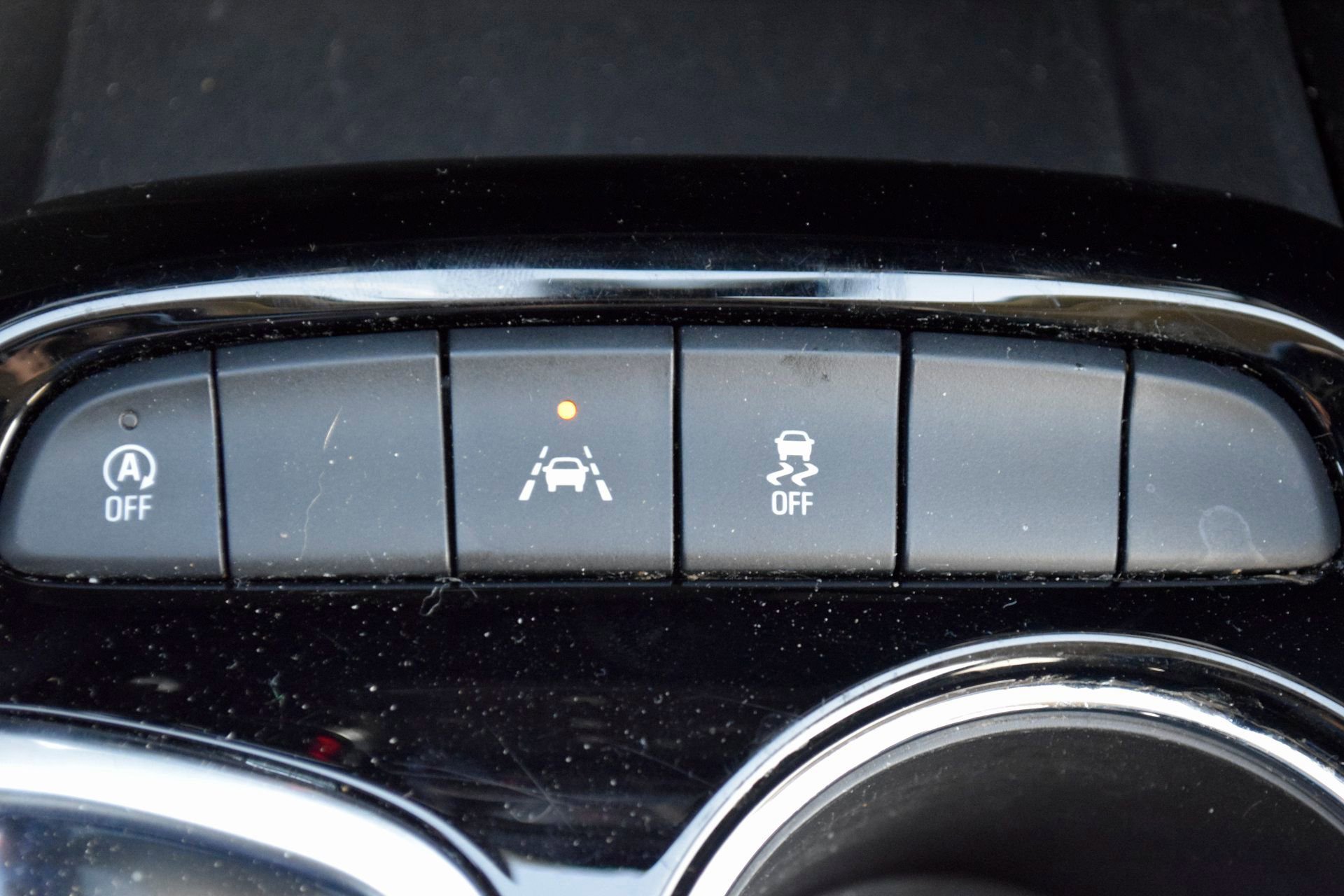 Used 2024 Buick Encore GX Sport Touring image 16