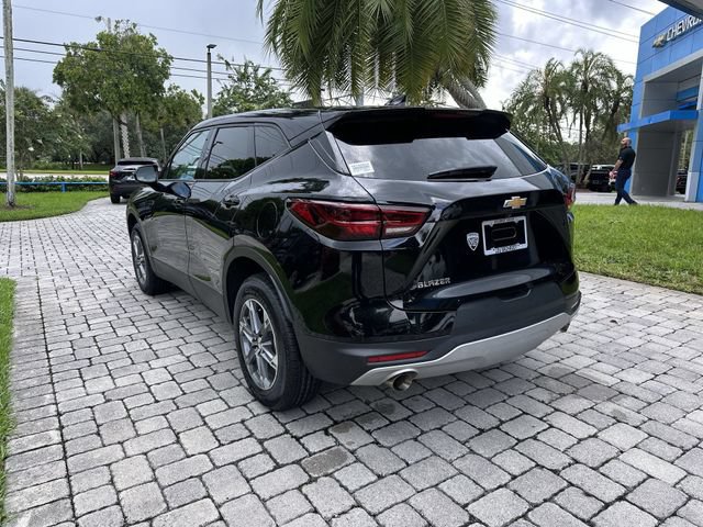 Used 2025 Chevrolet Blazer LT FWD image 34