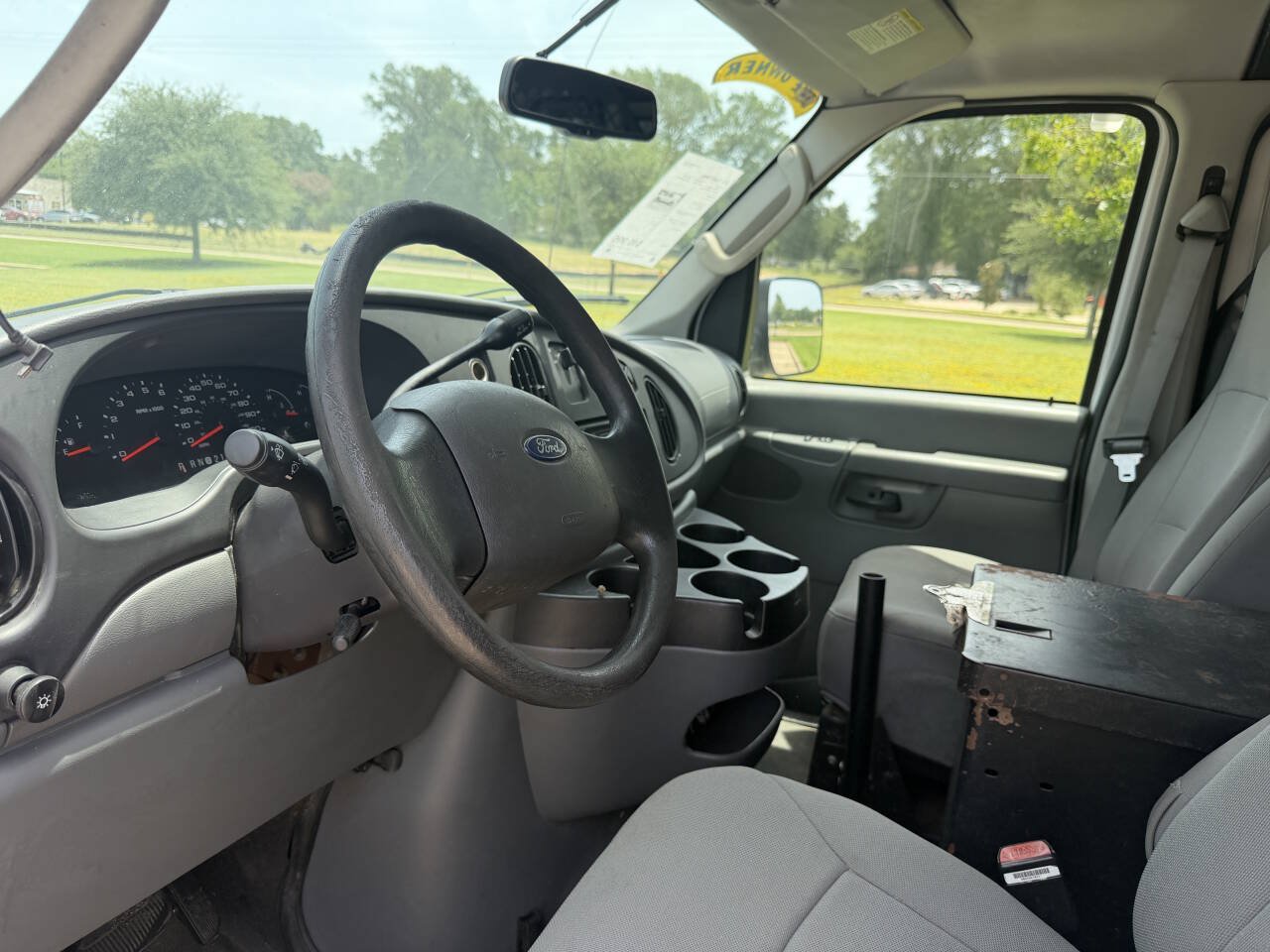 Used 2007 Ford E-250 and Econoline 250 RWD image 13