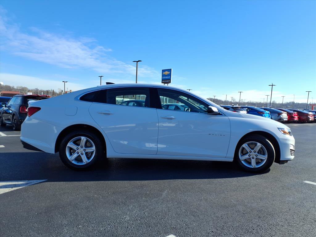 Used 2025 Chevrolet Malibu LS w/ LPO, Floor Liner Package image 28