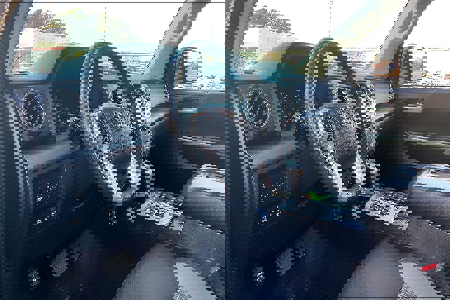 Used 2019 Toyota Tundra SR5 image 17