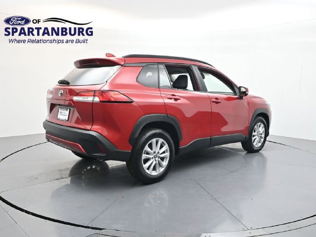 Used 2023 Toyota Corolla Cross LE FWD image 7
