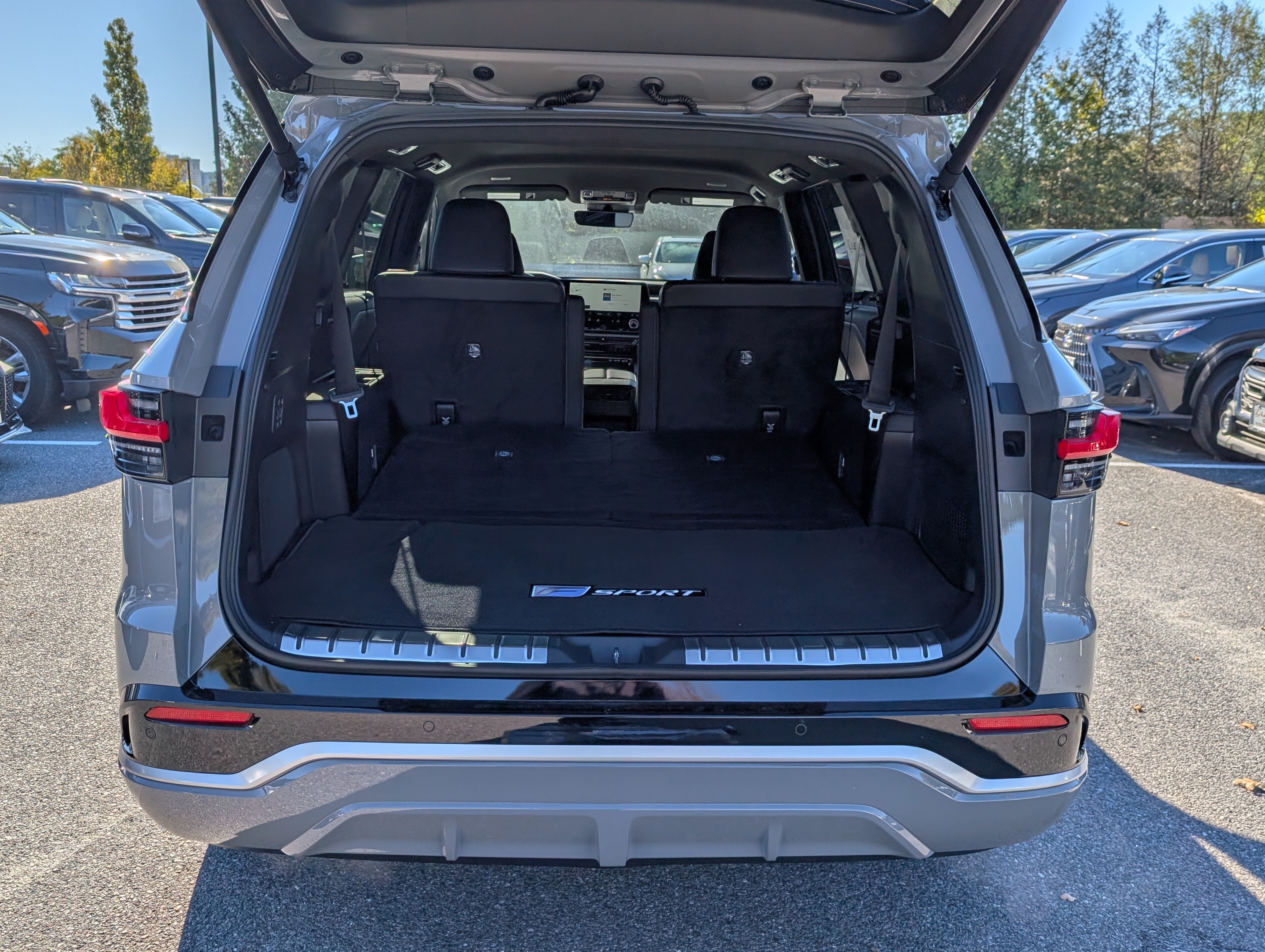 New 2026 Lexus TX 500h AWD w/ Technology Package image 11