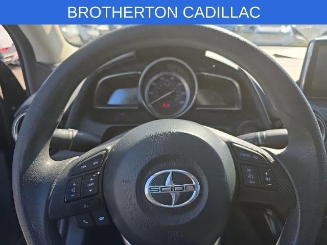 Used 2016 Scion iA FWD image 10