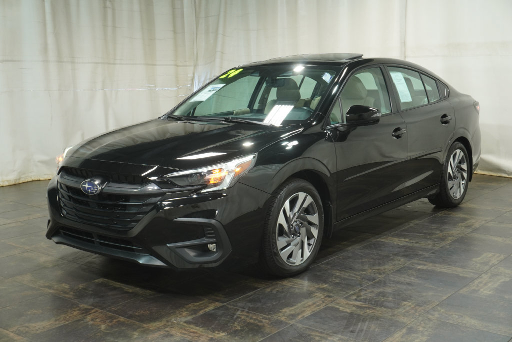 Used 2024 Subaru Legacy Limited AWD/4WD image 2
