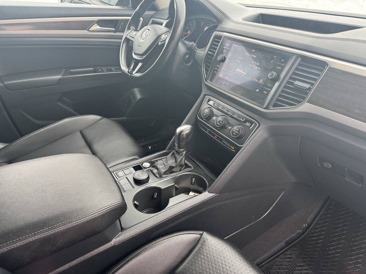 Used 2019 Volkswagen Atlas SE w/ Towing Package AWD/4WD image 31
