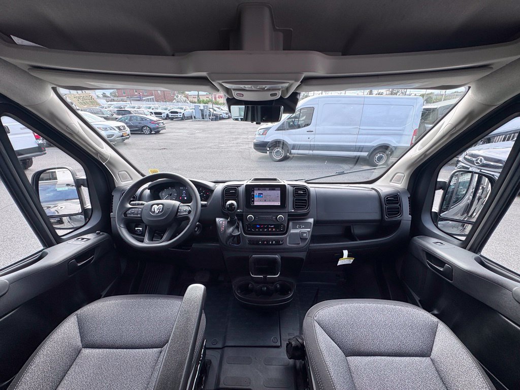 Used 2026 RAM ProMaster 2500 w/ Safety Group FWD image 24