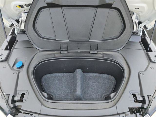 Used 2023 Volvo C40 Recharge Core w/ Protection Package Premier AWD/4WD image 33