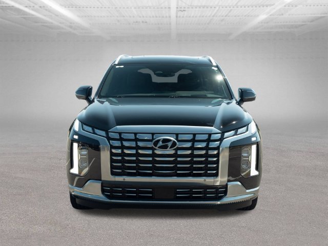 Used 2024 Hyundai Palisade Calligraphy AWD/4WD image 2