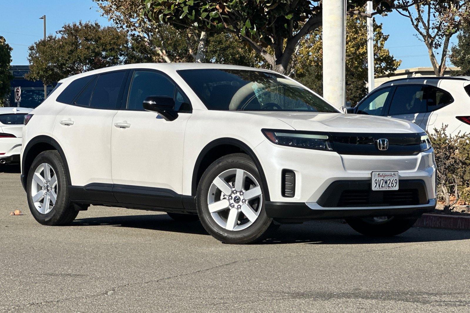 Used 2025 Honda Prologue Eco image 2