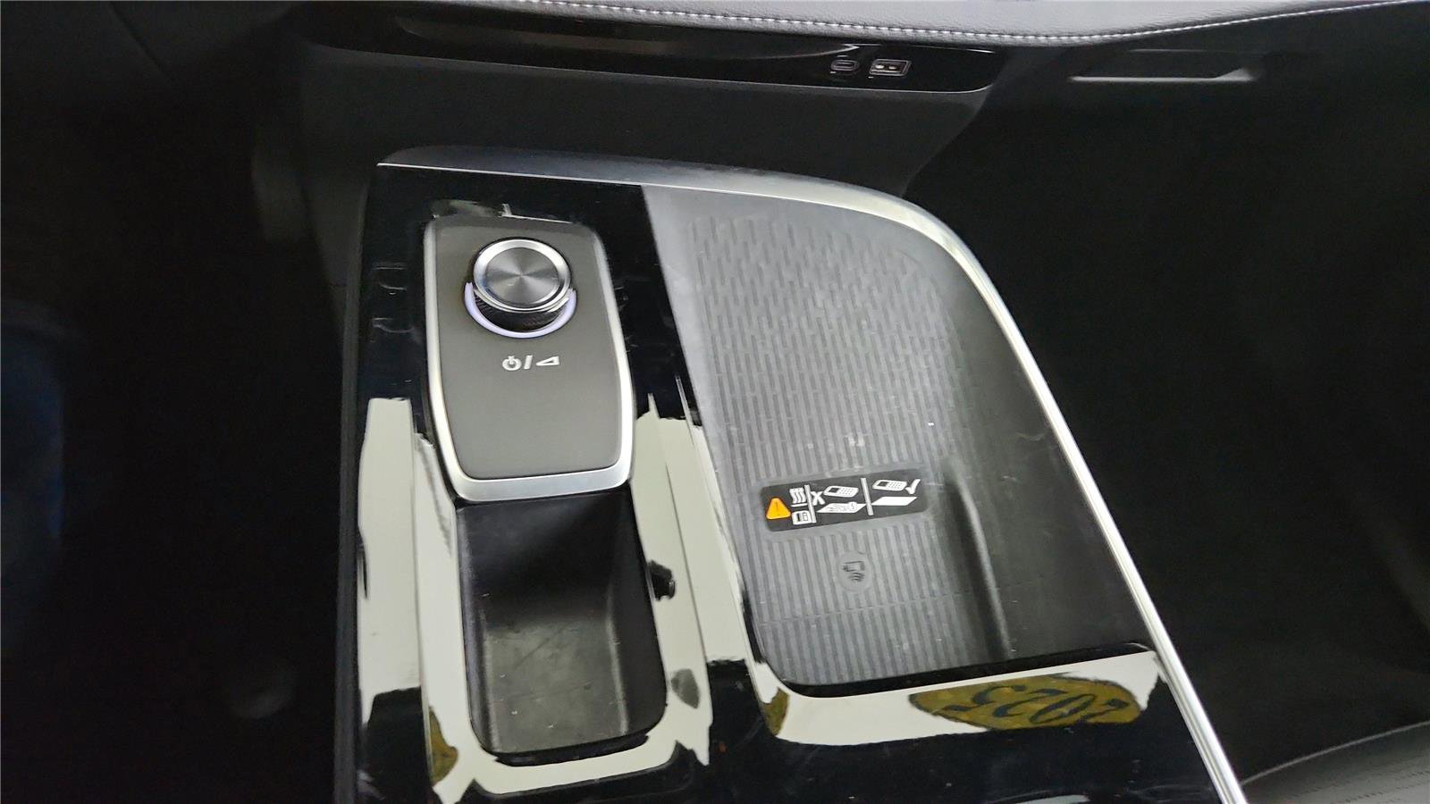 Used 2025 Buick Enclave Sport Touring image 30