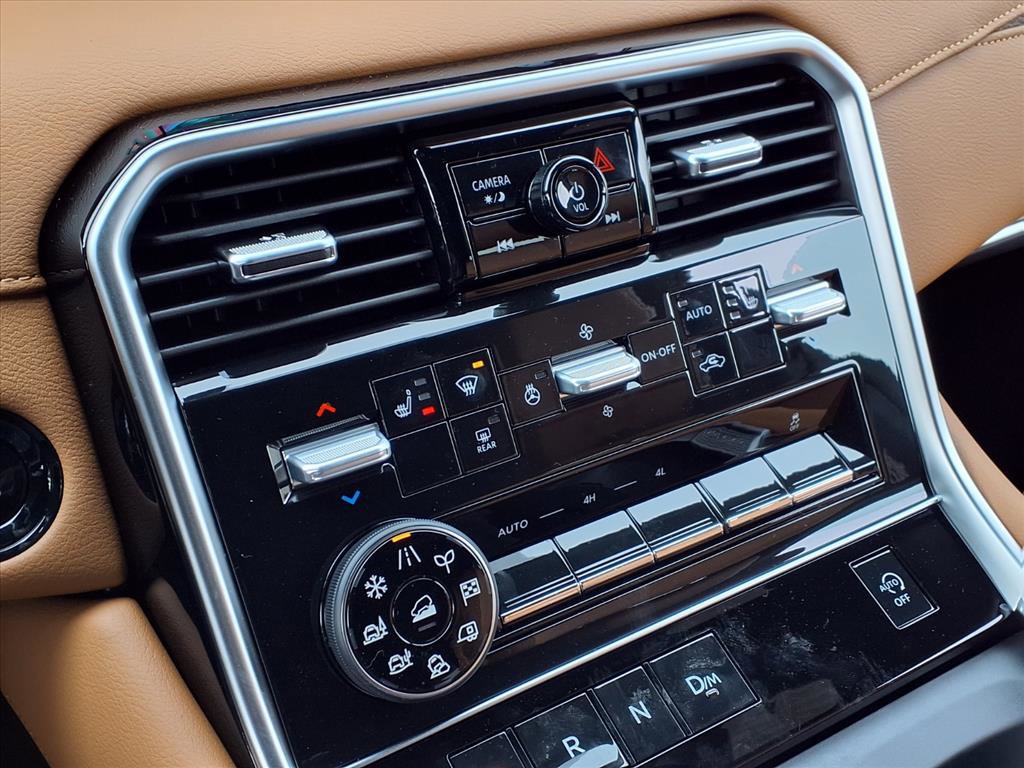 New 2026 Nissan Armada SL w/ Captain's Chari Seat Package image 15