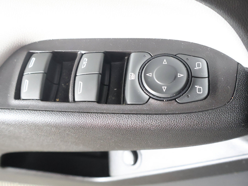 Used 2020 Chevrolet Equinox LT w/ Driver Convenience Package FWD image 35