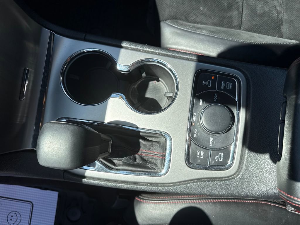 Used 2017 Jeep Grand Cherokee Trailhawk image 23