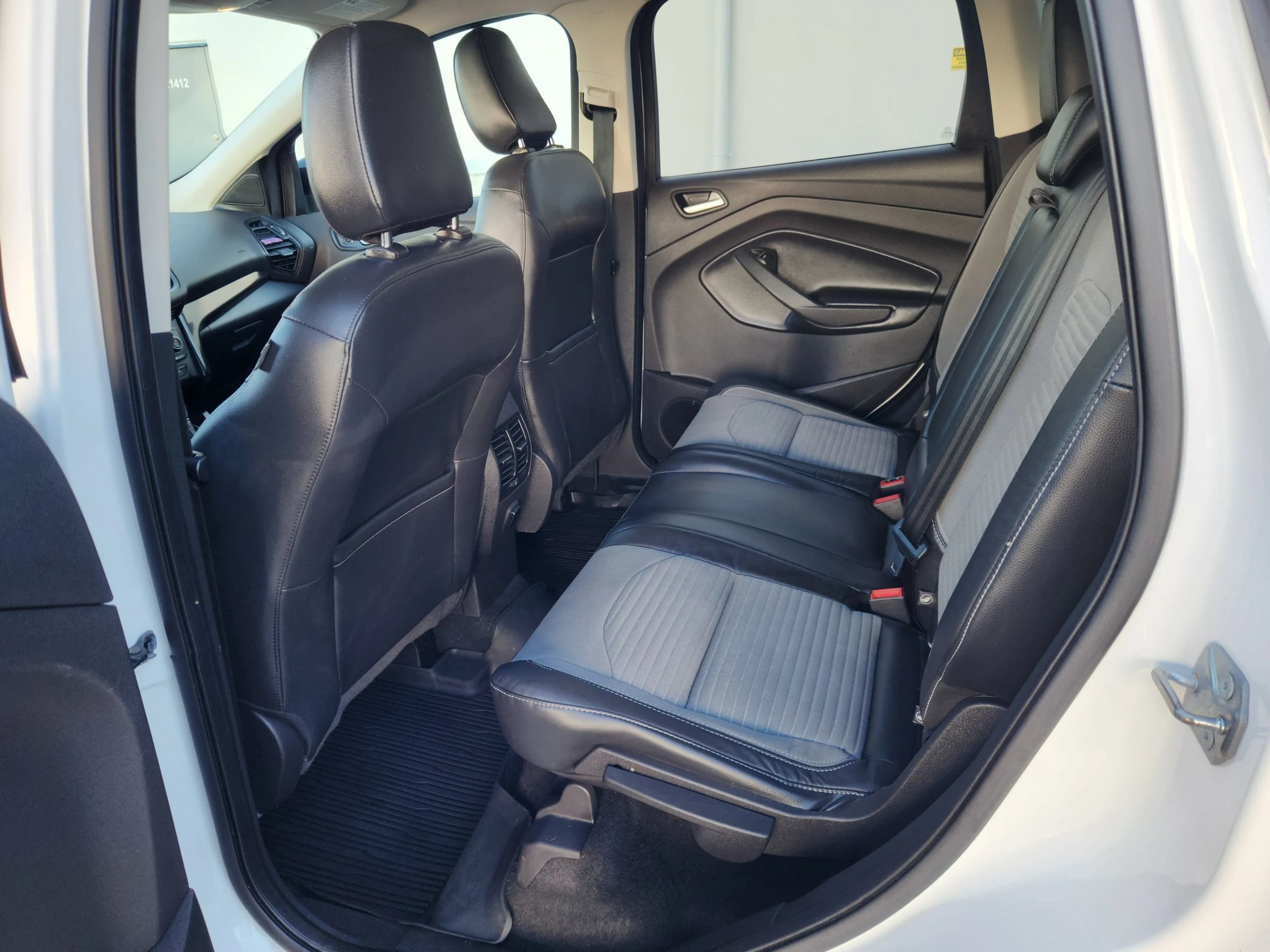Used 2019 Ford Escape SE AWD/4WD image 15