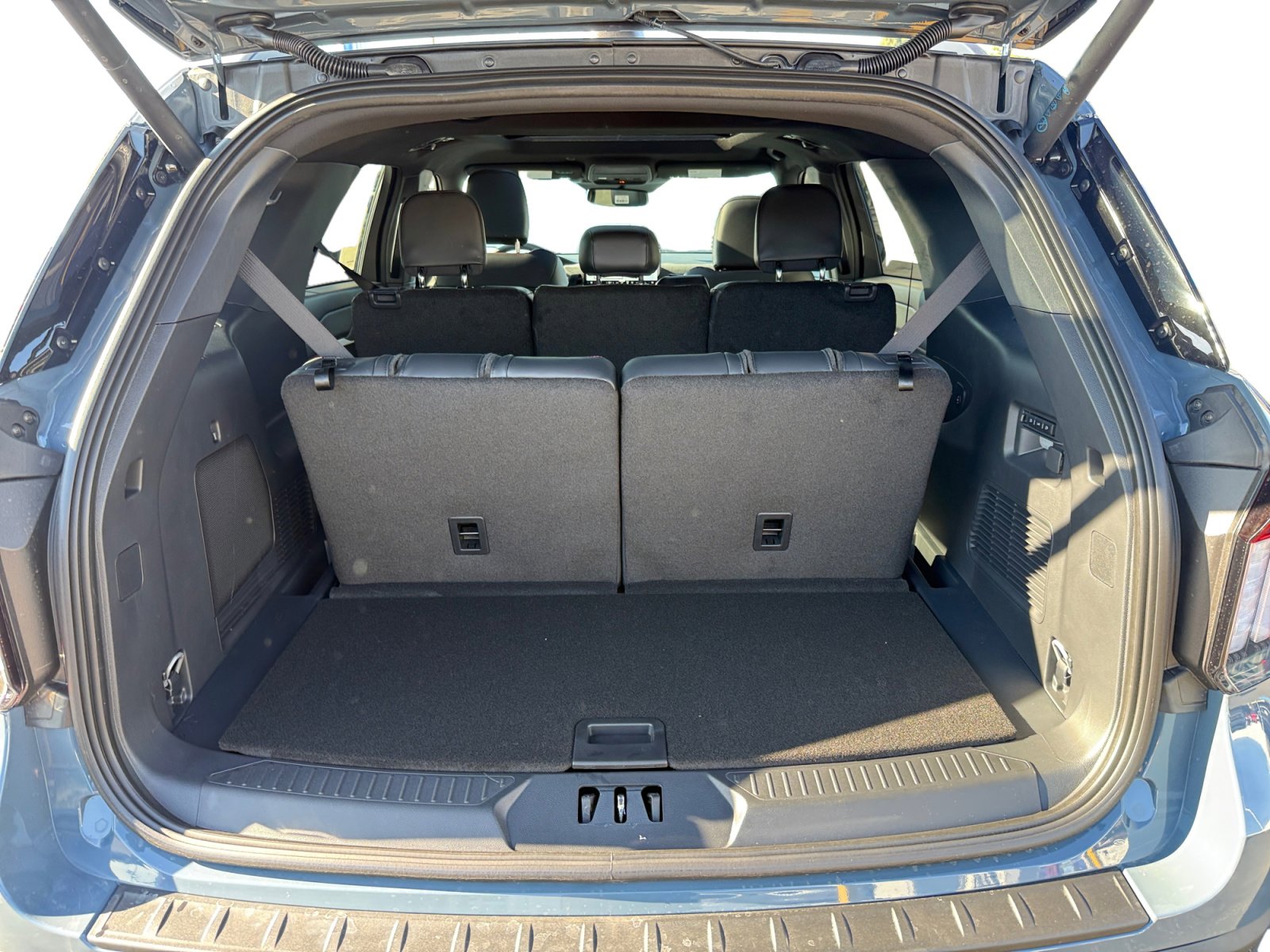 New 2026 Ford Explorer ST w/ Sun And Sound Package image 17