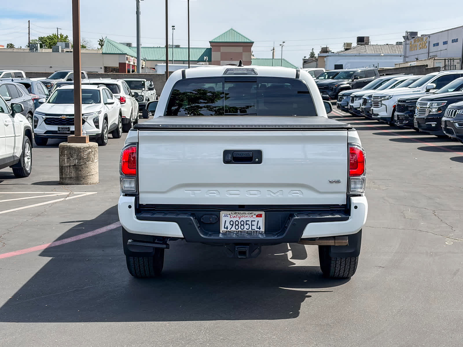 Used 2021 Toyota Tacoma TRD Sport w/ Technology Package image 3
