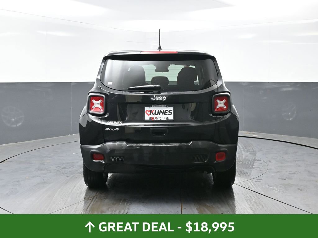 Used 2023 Jeep Renegade Latitude AWD/4WD image 13