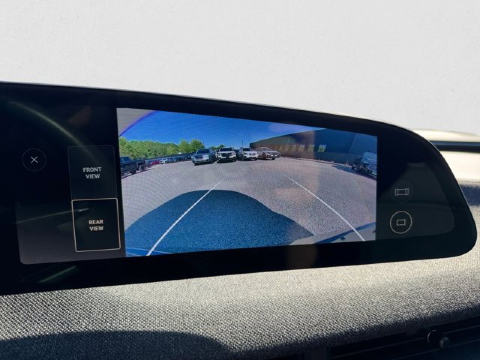 Used 2024 Lucid Air Touring AWD/4WD image 26
