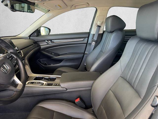 Used 2022 Honda Accord Touring image 9