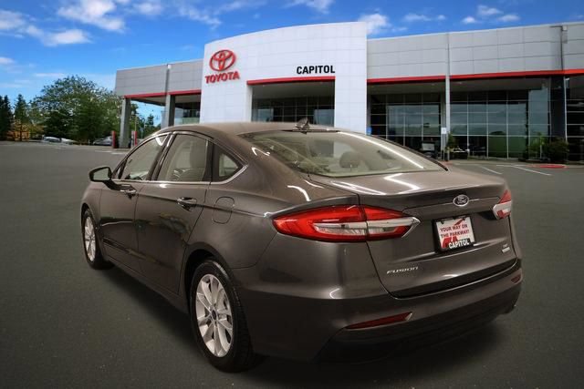 Used 2019 Ford Fusion SE FWD image 5