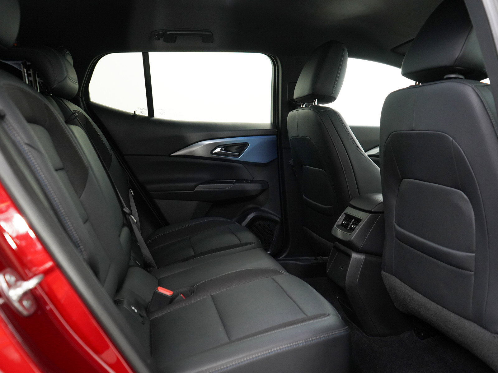 Used 2024 Chevrolet Equinox EV LT image 13