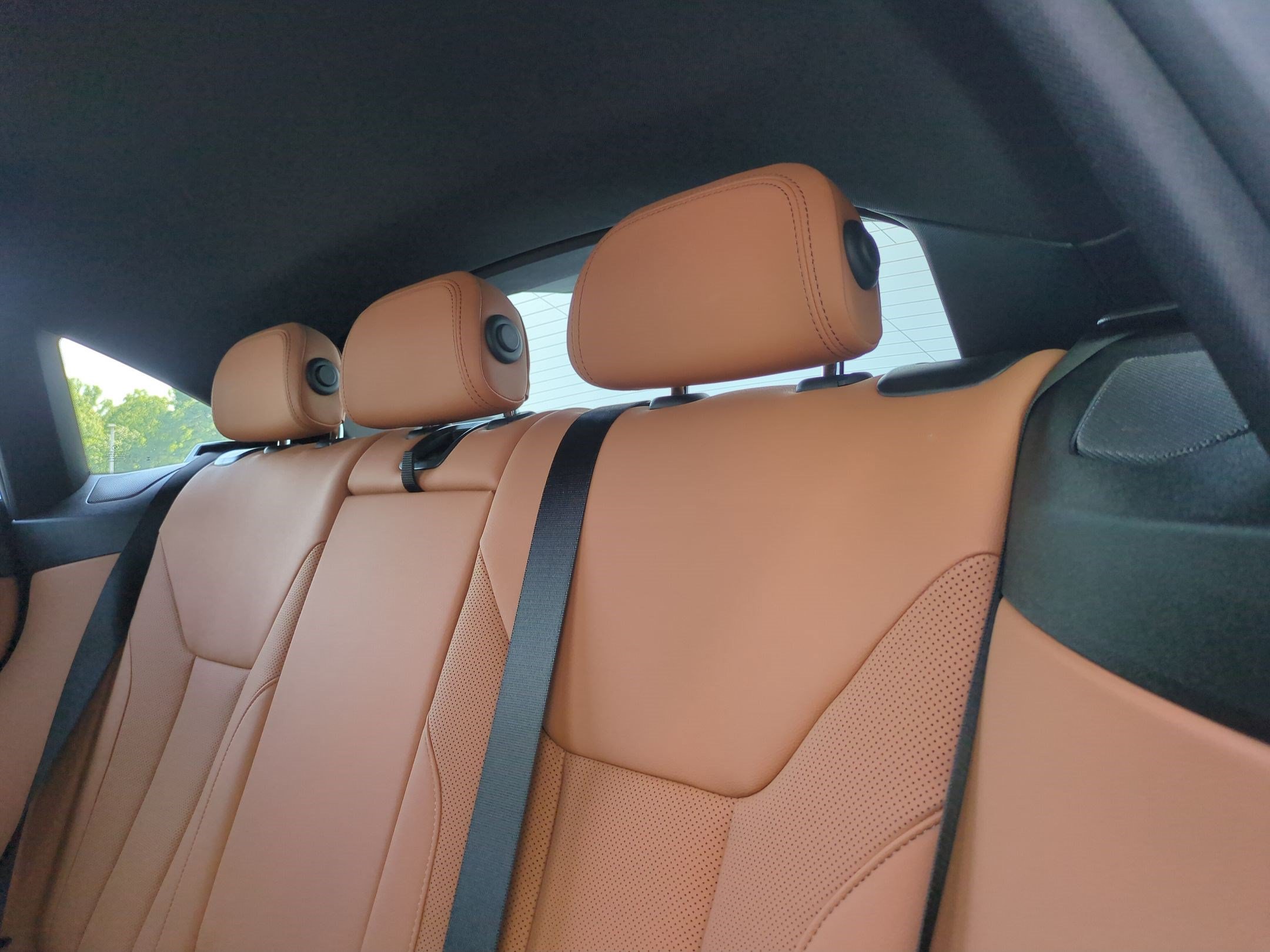 Certified 2024 BMW i4 eDrive35 w/ Premium Package RWD image 27