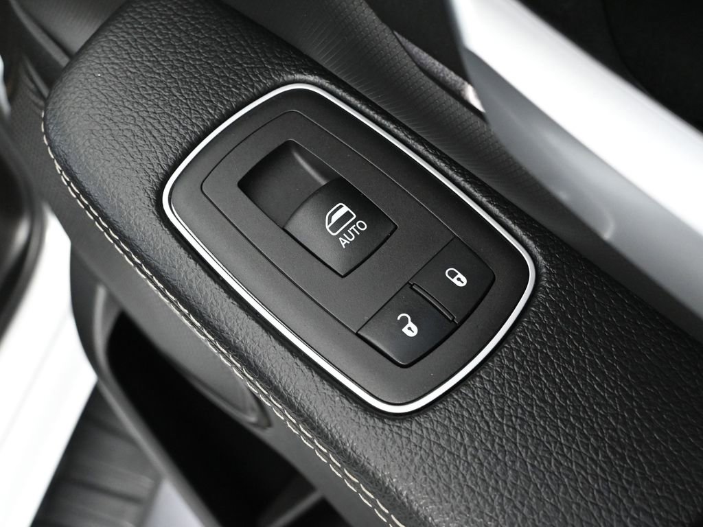 Used 2024 RAM 1500 Sport image 44