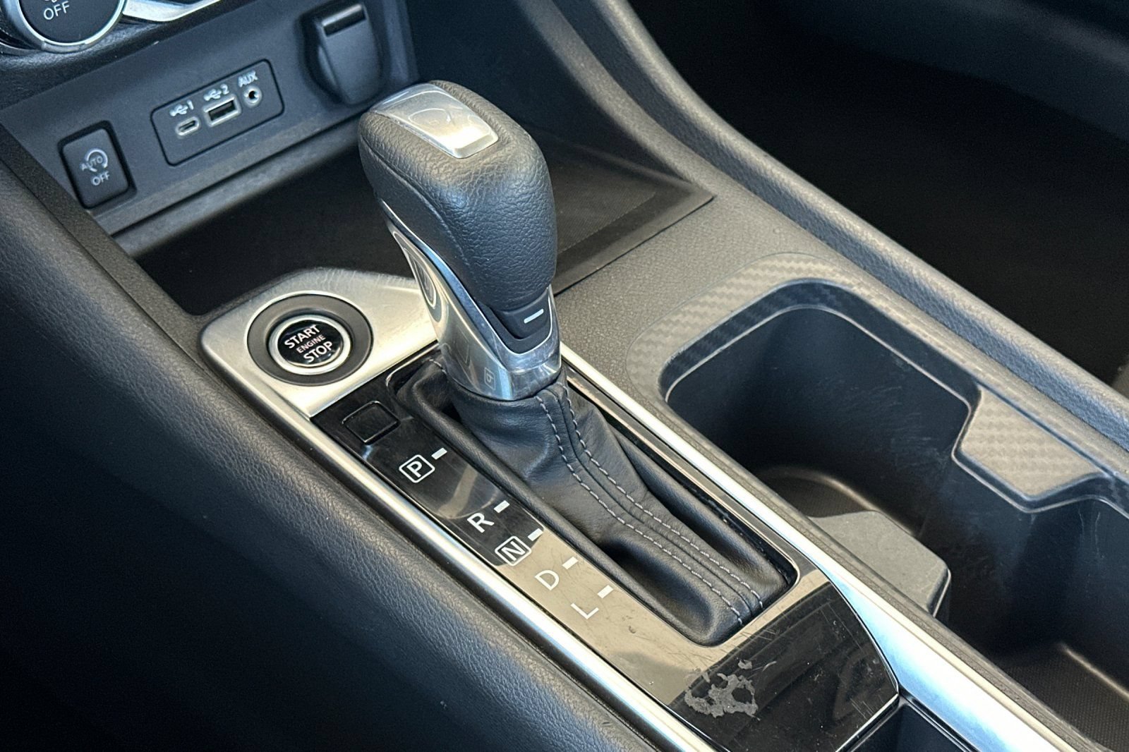 Used 2024 Nissan Sentra SV FWD image 19