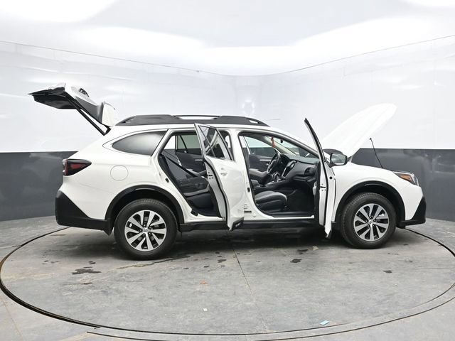 Used 2021 Subaru Outback Premium image 46