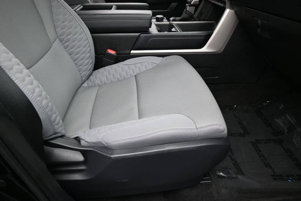 Used 2024 Toyota Tundra SR5 AWD/4WD image 40