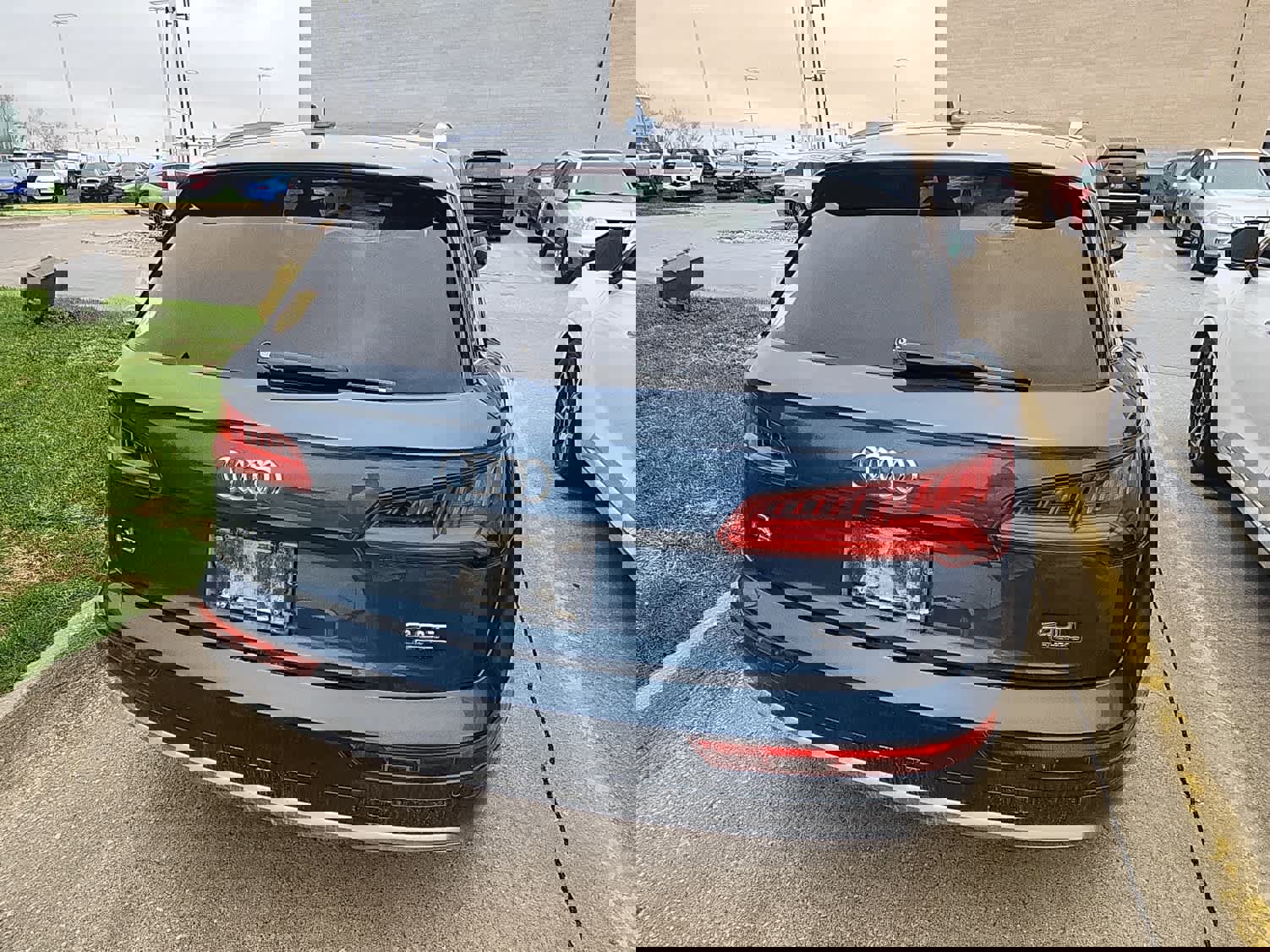 Used 2018 Audi Q5 2.0T Premium Plus w/ Premium Plus Package image 6