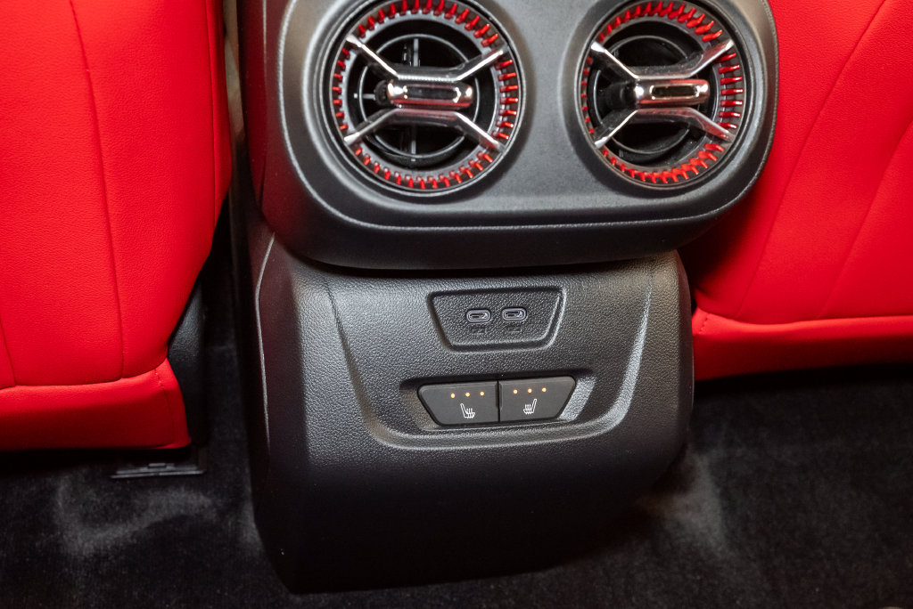 Used 2024 Chevrolet Blazer EV RS AWD/4WD image 28
