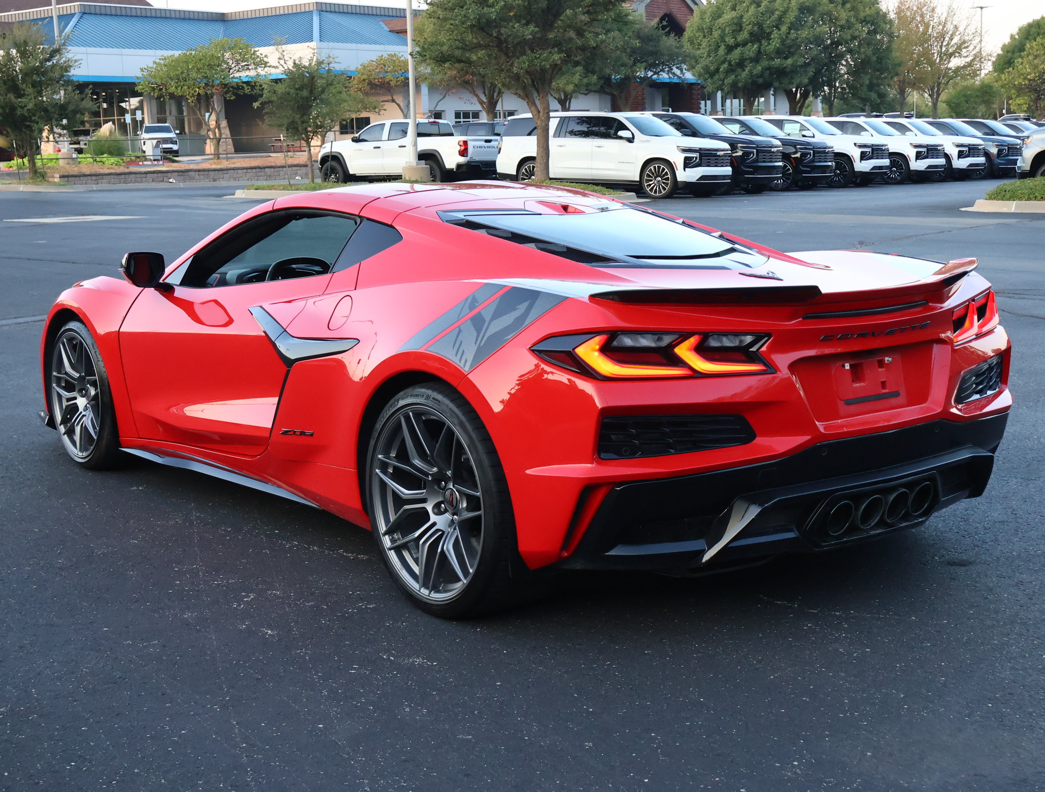 Used 2023 Chevrolet Corvette Z06 RWD image 7