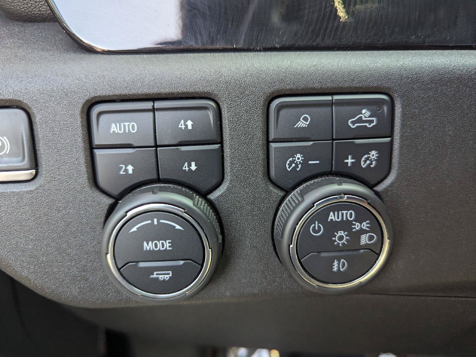 Used 2023 Chevrolet Silverado 1500 RST AWD/4WD image 20