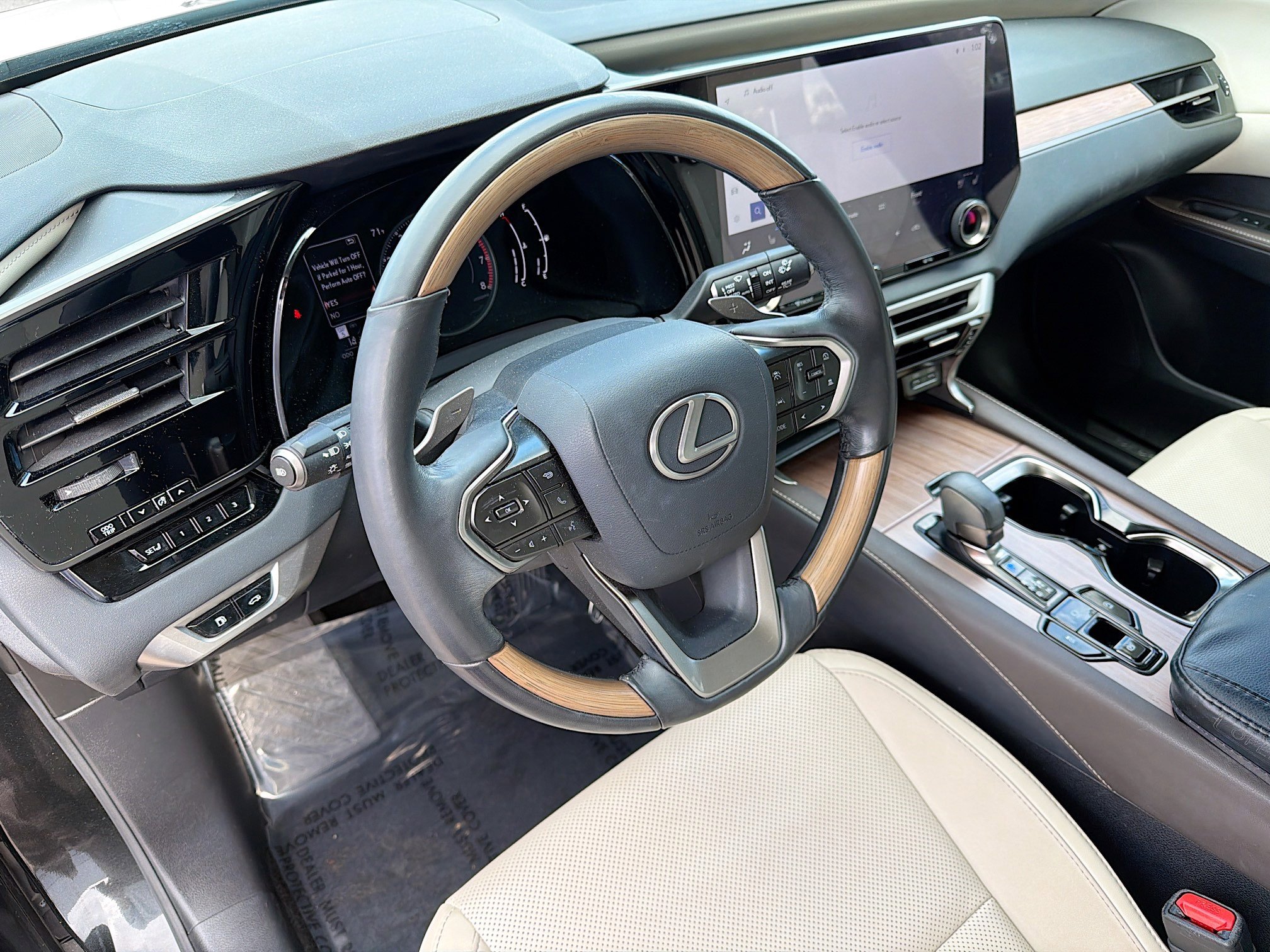 Used 2023 Lexus RX 350 FWD image 26